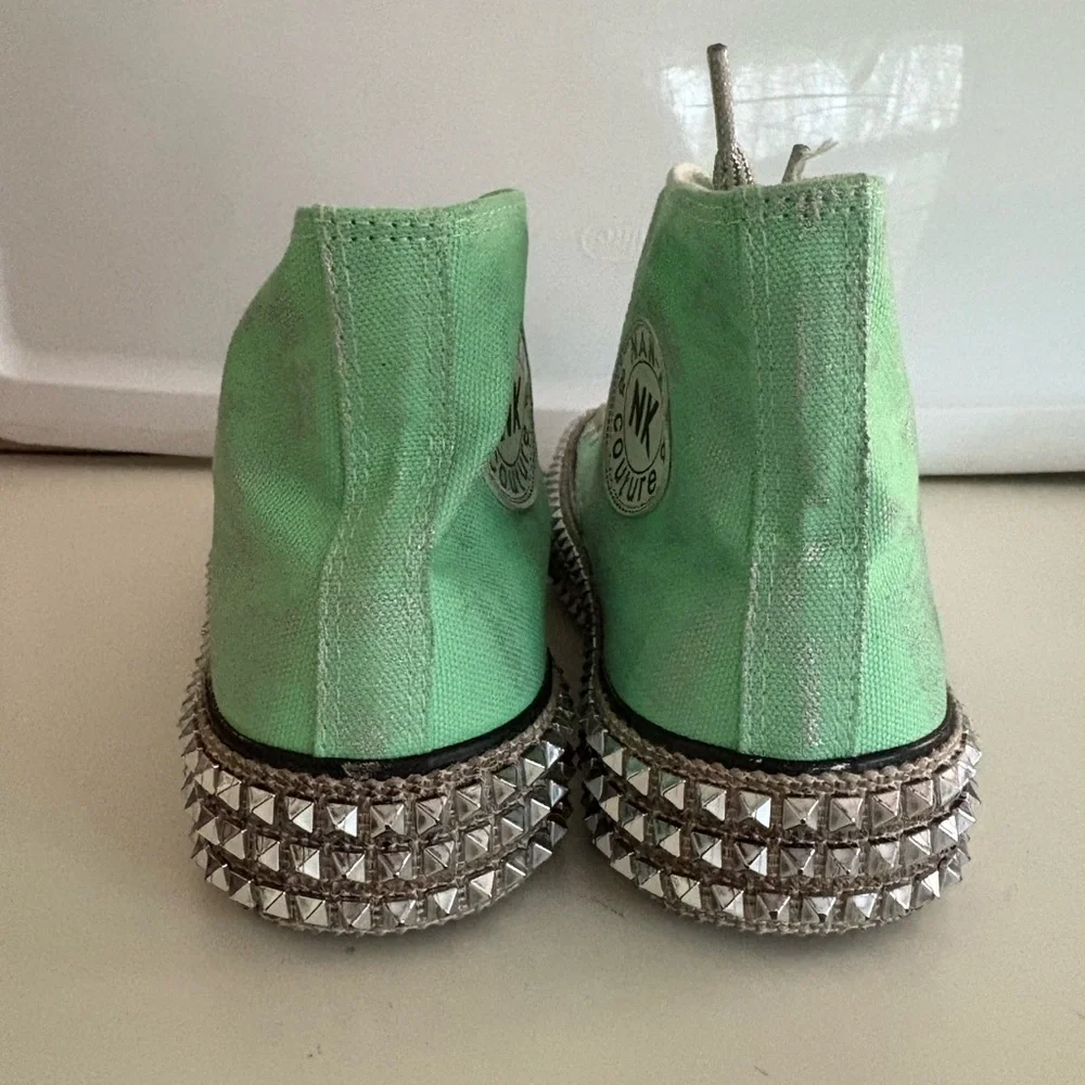NWT NAN-KU Cruise Studded Hi Top Sneakers Size 39